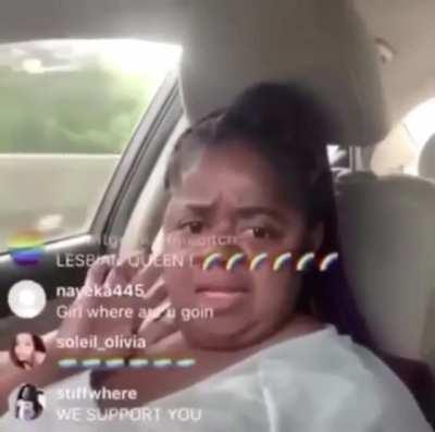 my lesbian heart trying to resist simping for vayne 😩😞 send help girlies 🤧🙏