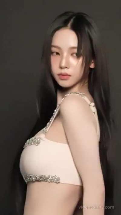 Karina (BIG🍈🍈)