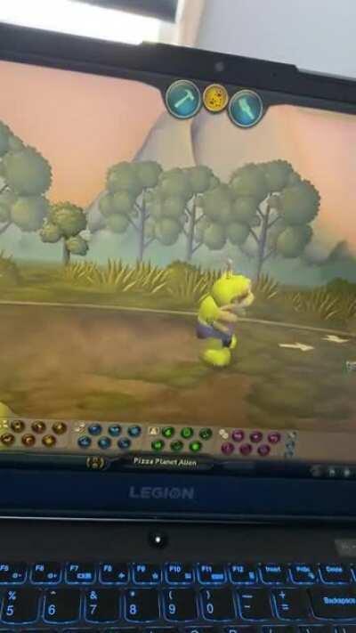 I tried making a “movie-accurate” Pizza Planet Alien from Toy Story. This is how he runs.