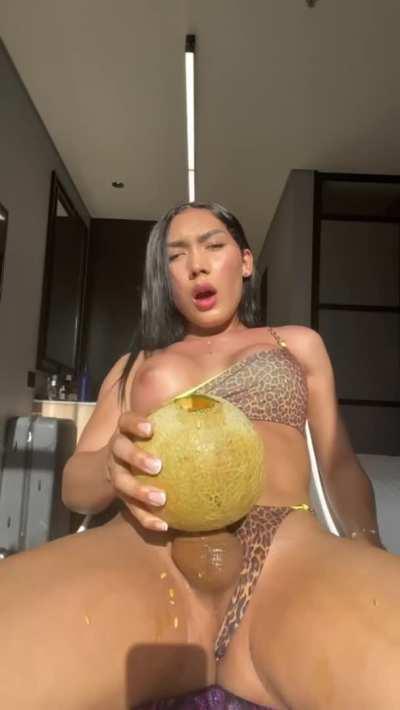 Do you want me to drill you like I drilled the cantaloupe? 🍈💦🤤