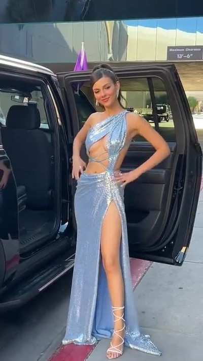 Victoria arriving at the Latin American Music Awards | April 2024