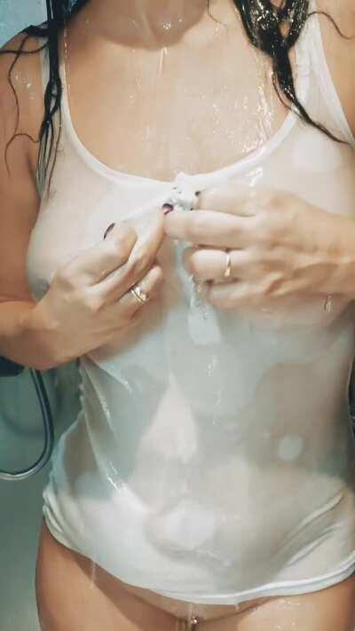 I love being watched while showering, wanna join the show?