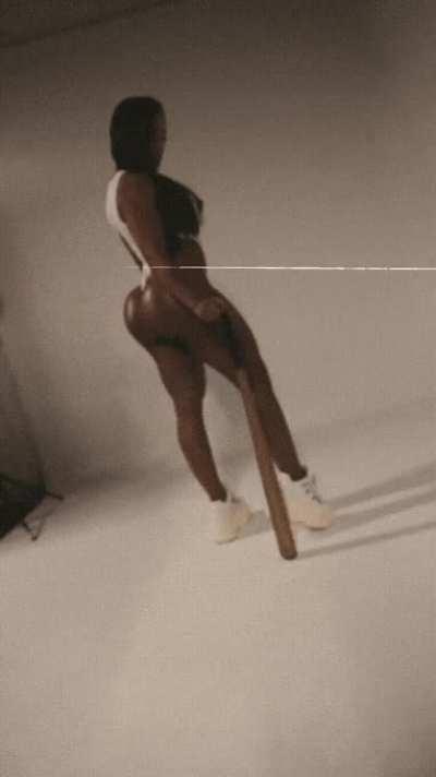 ALEJANDRA GIL 🧡🧡🧡 DELICIOUS BODY 💍💍💍