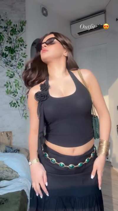 Avneet Kaur in all black fit -IG Story -25th January 2026