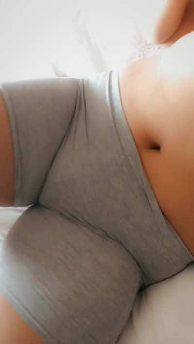 Have you ever been with a curvy Latina? 😏