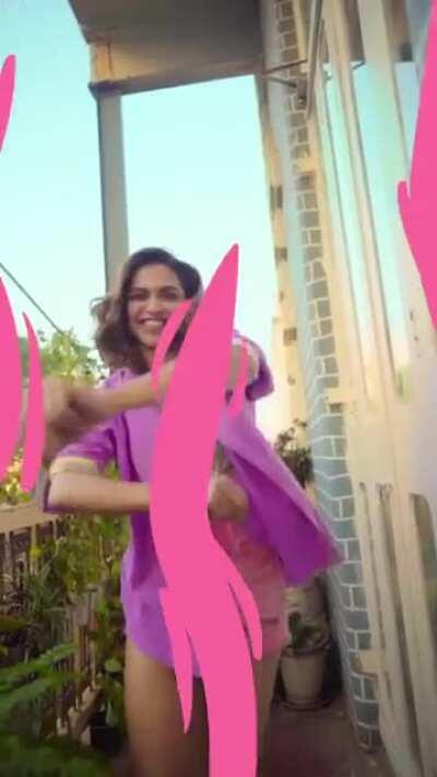 Those legs and thighs are so sexy! Deepika Padukone doing the #DigSwirlSpread Challenge 🥵👅