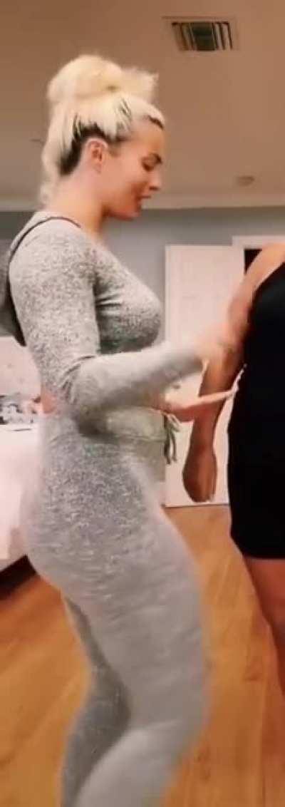 Mandy is fucking thick!!