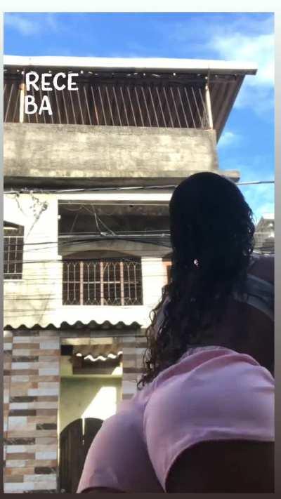 Essa deve ter o cuzinho  todo arrombado