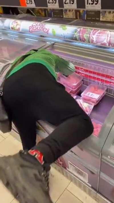 (╯°□°)╯︵ ┻━┻