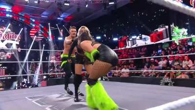 Arianna Grace gets an atomic drop from Skylar Rene