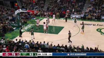 [Highlight] Giannis converts on his 7th and-one of the game for 37 points, then gets hit with a technical for holding up 2 fingers, menacingly