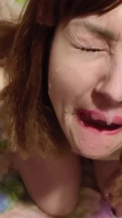 Rundalya played the role of a housewife who got jizzed on her face.