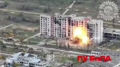 AASM Hammer air strike by MiG-29 on the position of russian drone operators.