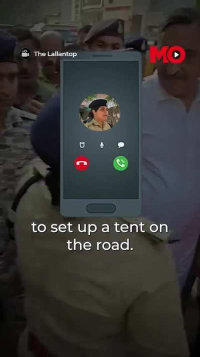 On October 13, 2025, a protest in Gwalior, Madhya Pradesh turned tense when a group of lawyers attempted a Sunderkand recital at a local temple without permission, defying prohibitory orders. CSP Hina Khan and her team were called in to handle the situati