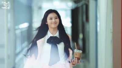 210326 Sana happy ready to work