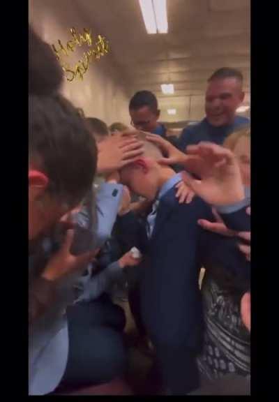 Who ordered the extra nutty fruit cake