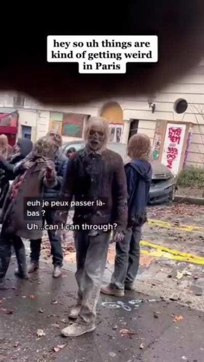 Paris normal daily life 