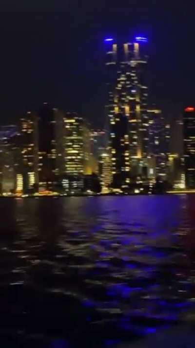 Loves getting her 🍑 touched by Zoe