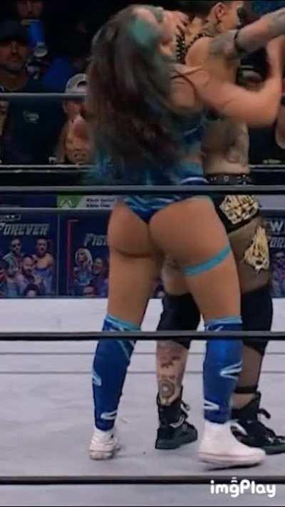 She looked incredible on Dynamite tonight.