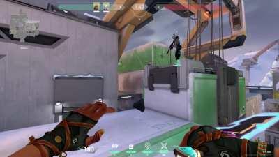 'Infinite' Spike Ping Pong on Icebox