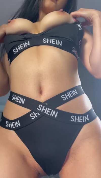 Can I get an honest tits rating? 😘