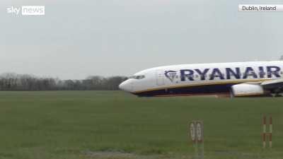 Sparks fly as Ryanair flight lands at Dublin Airport 