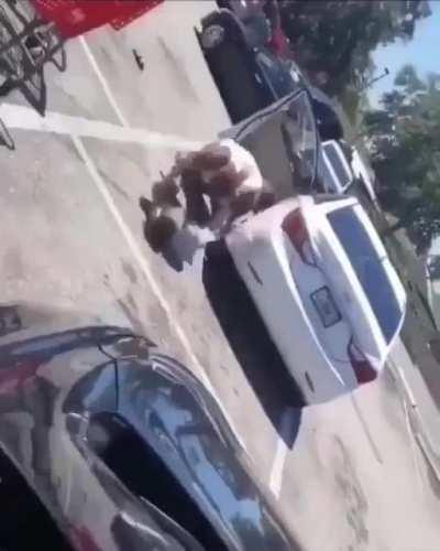 ill be mad asl if im in fight and a heavy person starts riding me like a horse 😭😭