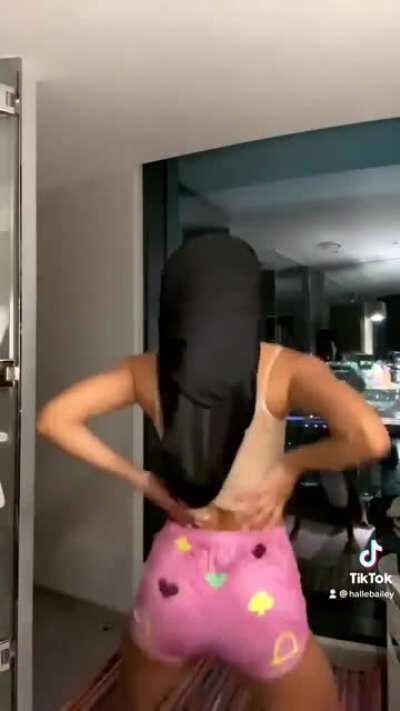 Halle Bailey (Chloe x Halle)