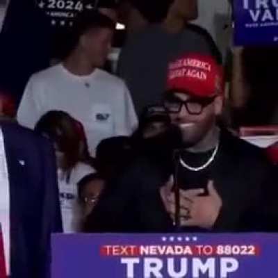 Donald Trump thought Nicky Jam was a woman...