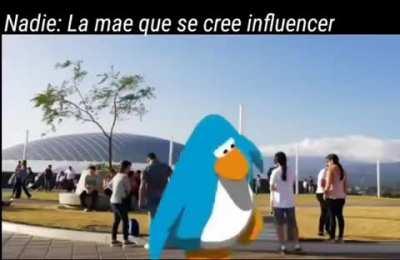 Por eso no me cuadra andar en centros comerciales los fines de semana.... Video sacado de Oxígeno, Heredia...