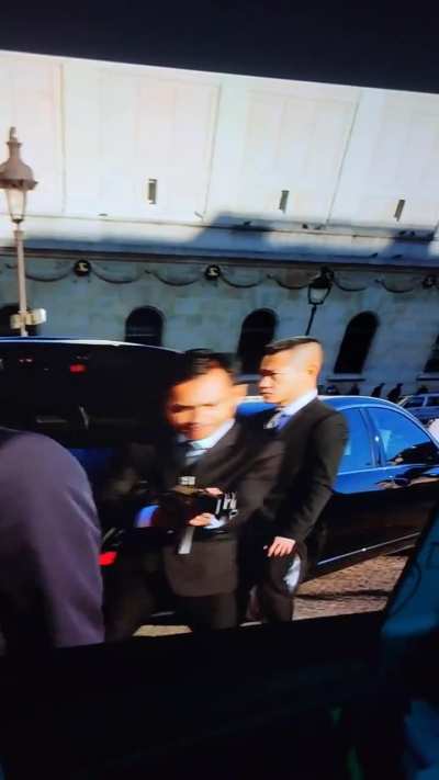 Extra being gun proficient (fail) - Lucy