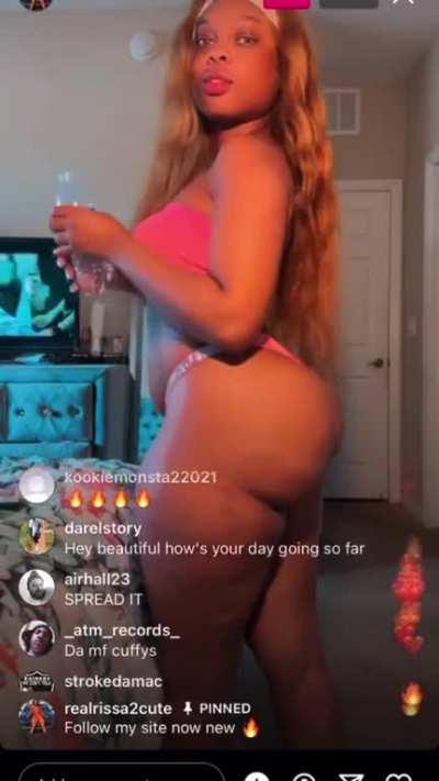 Rissa ig live weekend