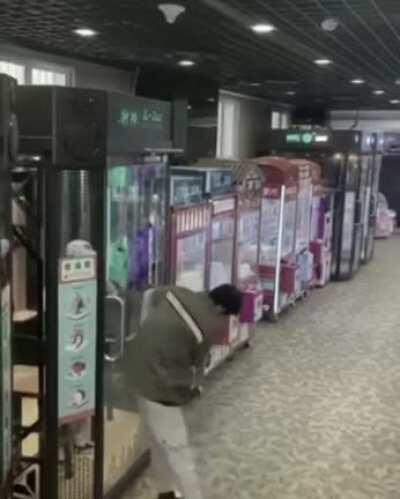 Press (Y) for Silent Takedown