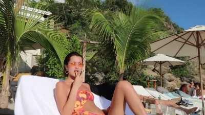 Devon Lee carlson beach vlog