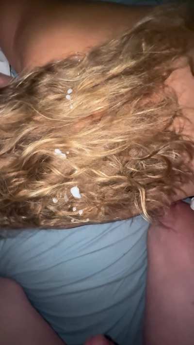 I don’t wake when it goes into my hair. You should add yours ❤️