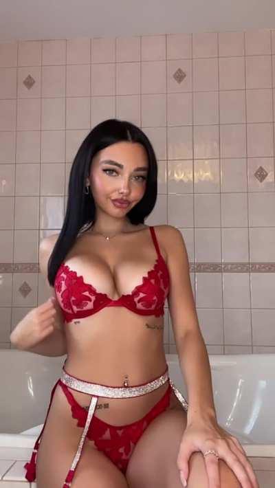 I've been waiting all year to show you my boobs link in the comments