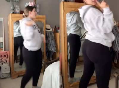 Black Yoga Pants.