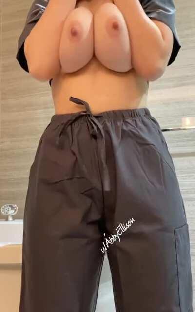 SURPRISE (🔥👇FREE CONTENT IN THE COMMENTS👇🔥)