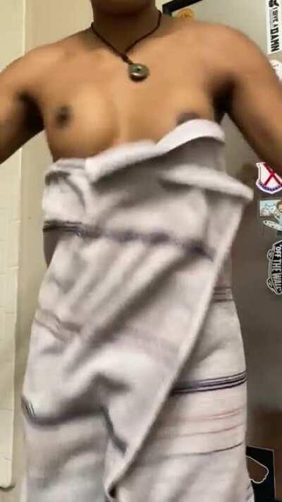 Do you like the way my titties bounce?