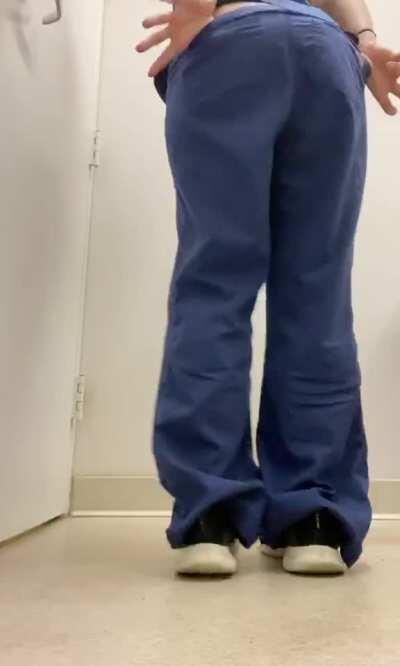 first time doing this 😈 ( her free album in comment )