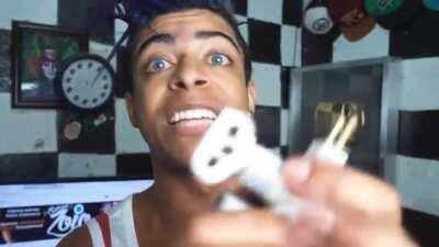 zoio puto sem palavras (feito por MmIM)