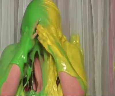 WAM virgin gets a good thick gunging