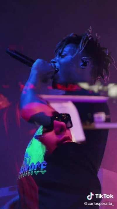 Saw this on Tik Tok and realised how much I miss the king 😢