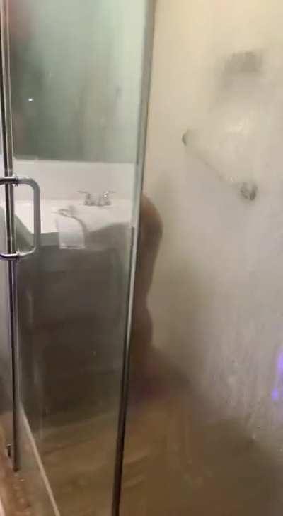 Shower session with OF: Mizz_mystique