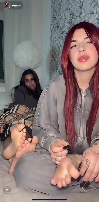 Latina soles and toes