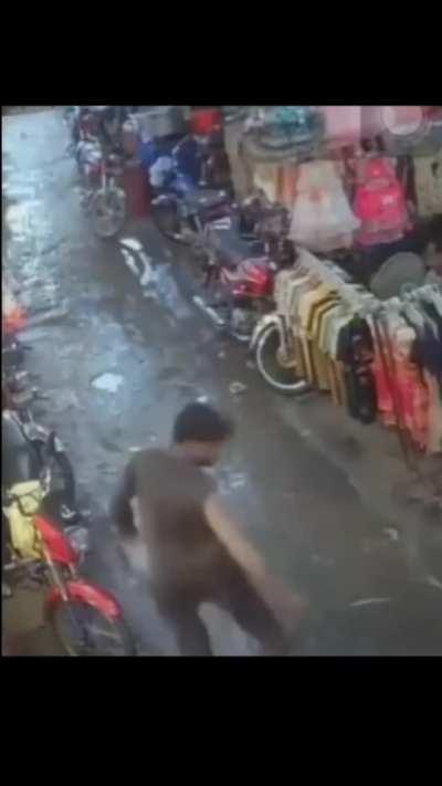 Getting a new fashion while walking down the road