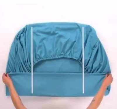 How to easily, and neatly, fold a fitted bedsheet