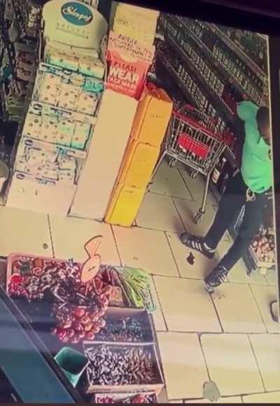 WCGW pointing a shotgun at my toes