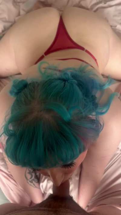 Fat girls love sucking cock