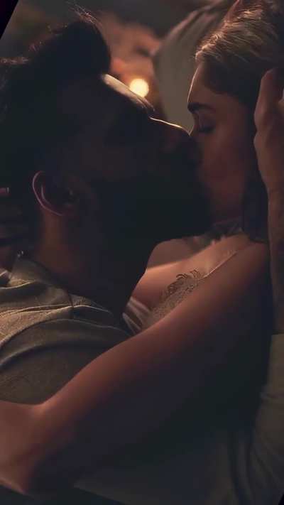 Ahhh Mrunal! Having a wife like her is every boy’s dream. Just look at her expressions 🥵🥵